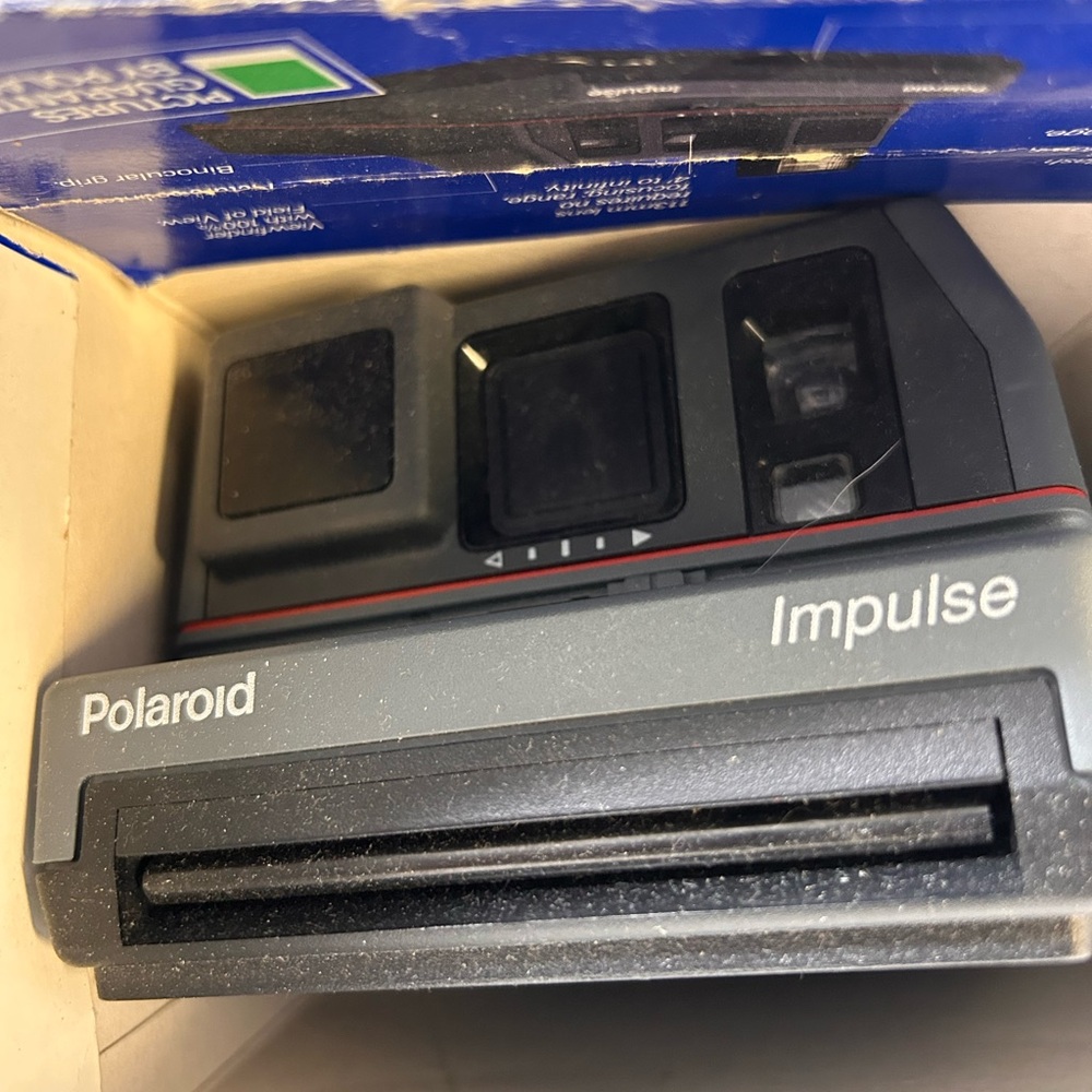 Polaroid Impulse vintage camera 📸host pick📸